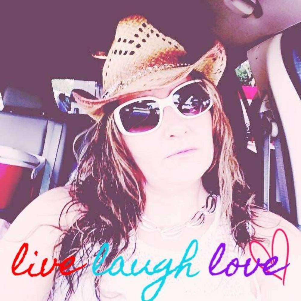 Meet your Posher, Aimee